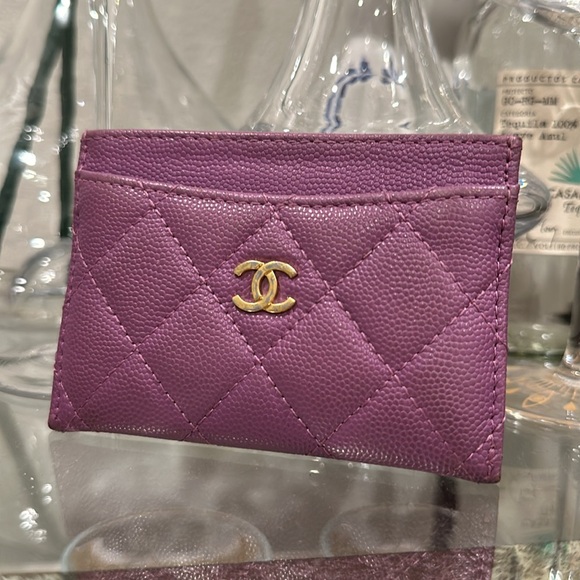 Chanel Caviar Card Holder - Picture 3 of 8